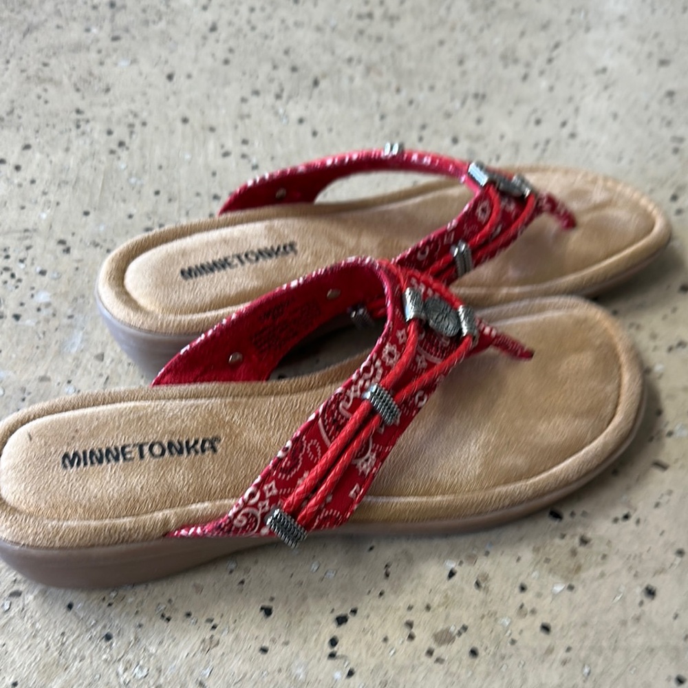Minnetonka Red Bandana Sandals